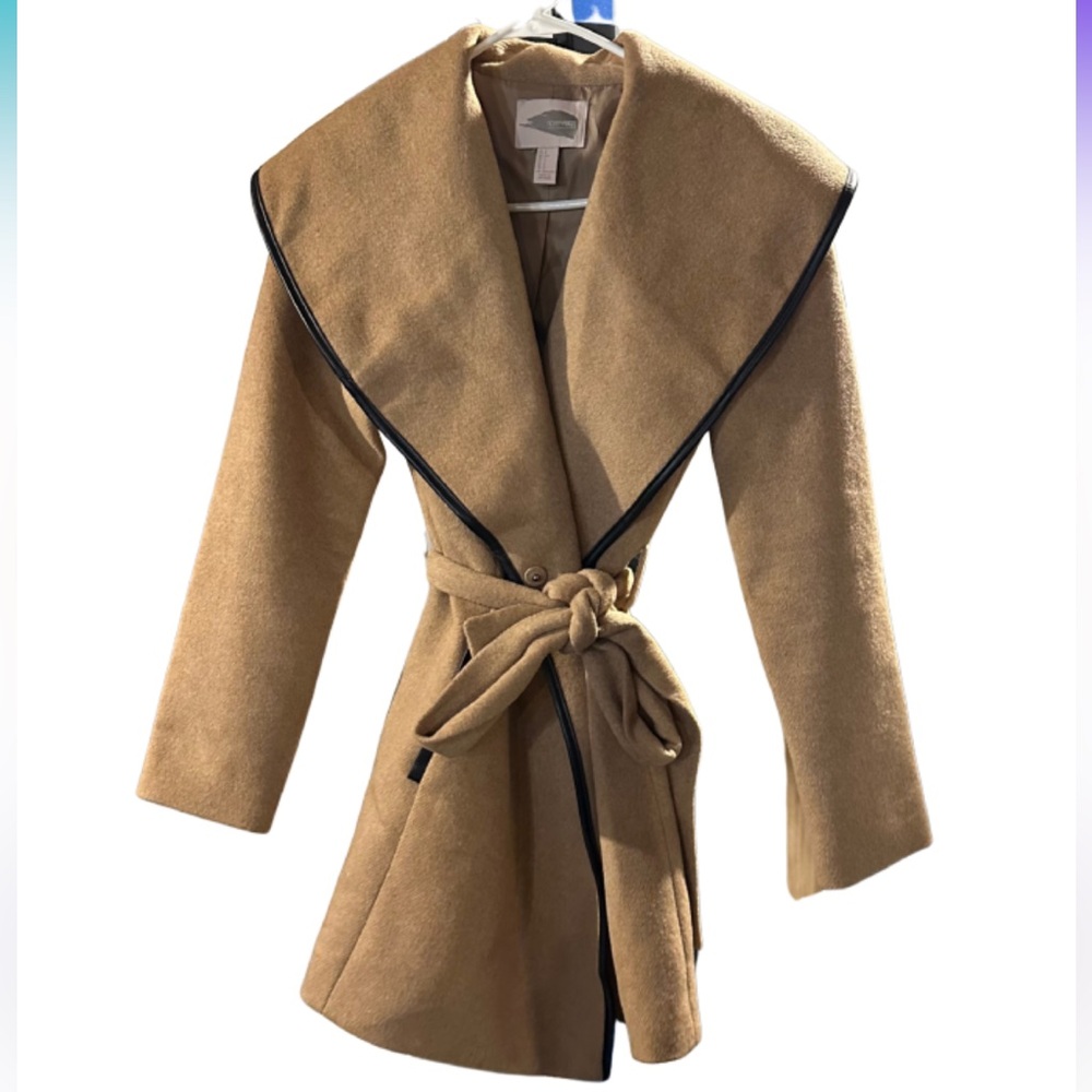 Large collar tan Wrap Coat